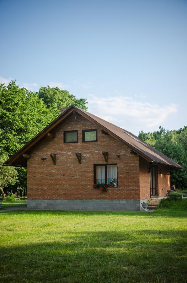 Usadba Bogach Hotel Кобрин Екстериор снимка